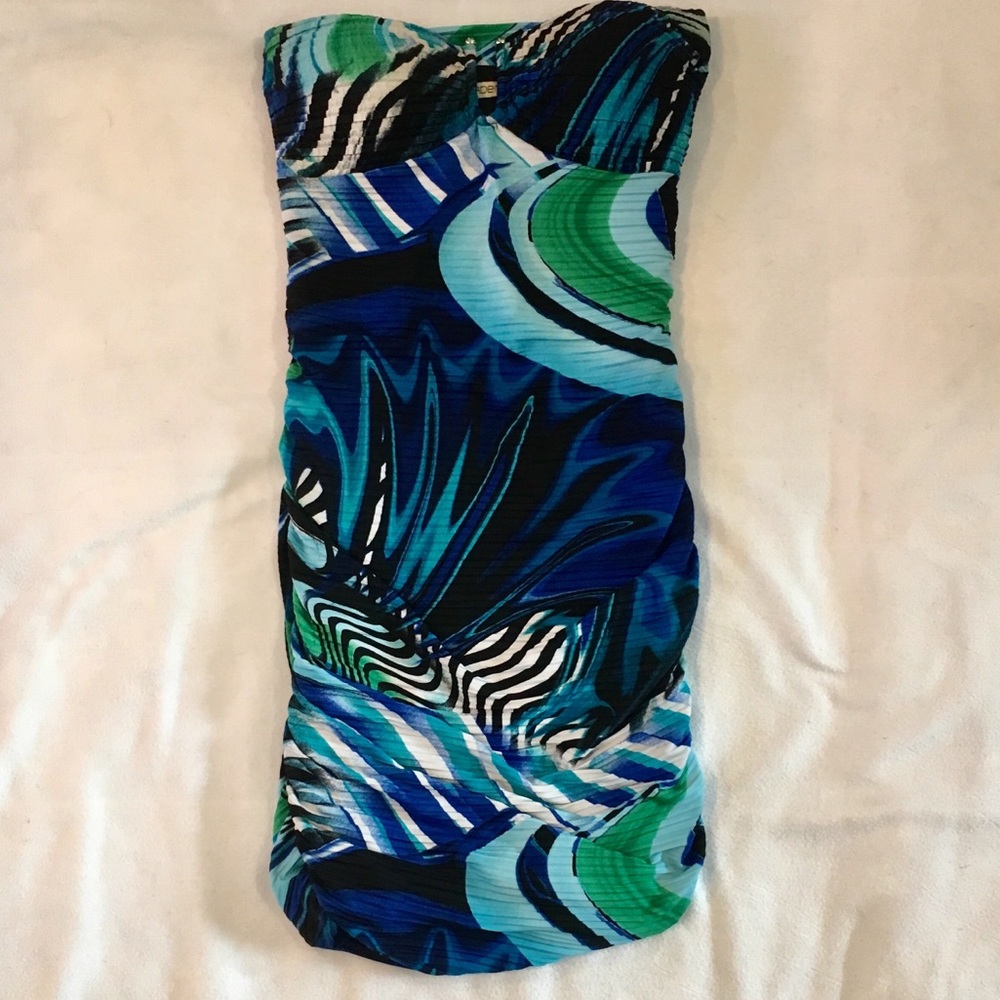 Arden B. Strapless printed dress.